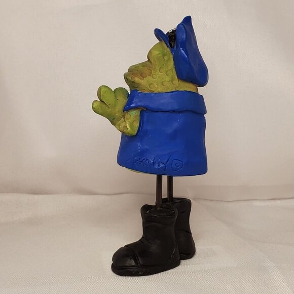 Russ Berrie Frog Cop from the Teenie Countrykins series By Kathleen Kelly - Picture 5 of 10